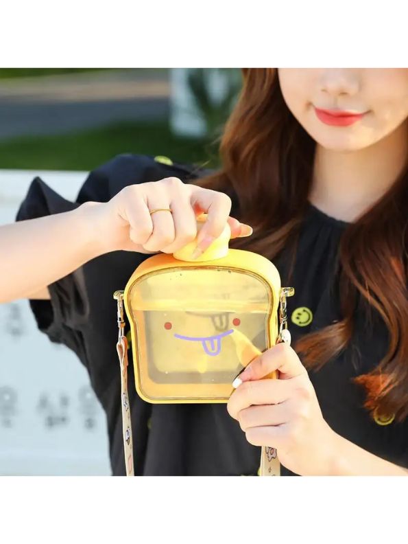 Yellow - Bread-Shaped Smiley Face Plastic Water Bottle – 400ml Cute & Leakproof for Kids and Adults NOV538.