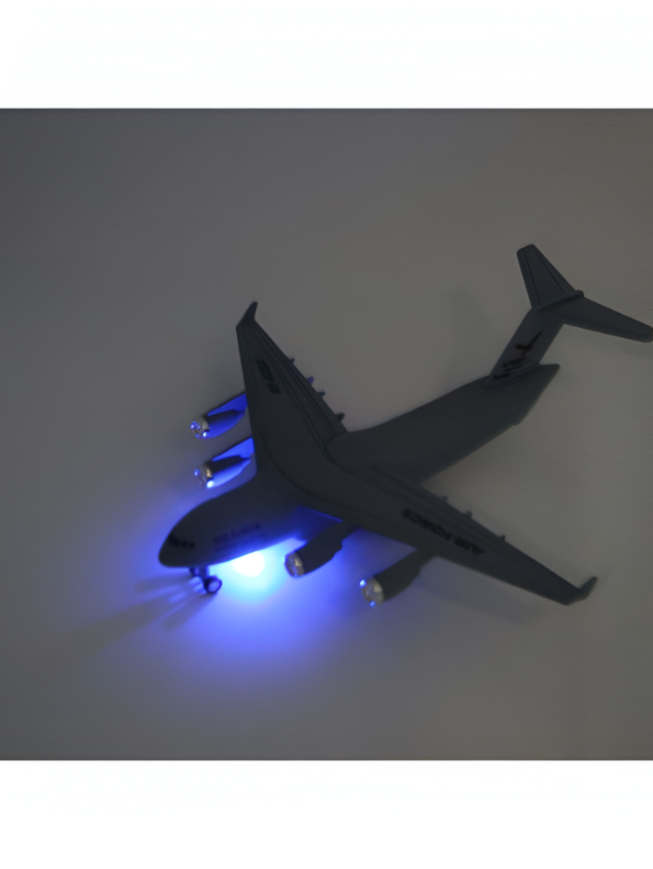 Heavy-Duty Military Cargo Aircraft Model – Die-Cast C-17 Transport Jet Collectible Toy LMI15817.