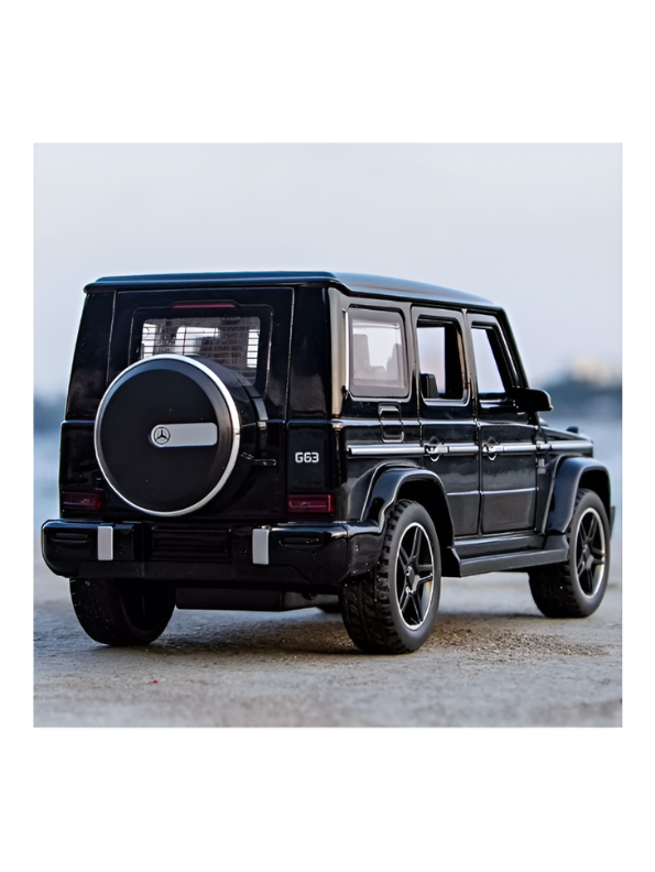 Mercedes-Benz G-Class G63 AMG Diecast Metal Toy Car 1:32 Scale SUV Model Black LMI16819.