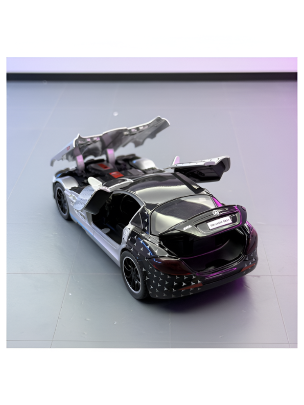Mercedes-Benz SLR 722 S 1:32 Scale Die-Cast Metal Toy Car MD21.