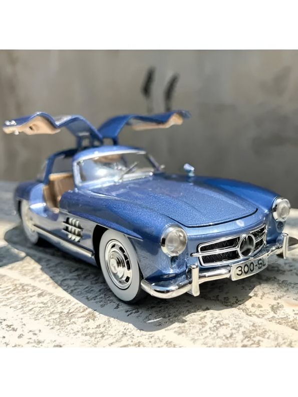 Mercedes Benz 300 SL Gullwing Model Diecast Car Scale 1:24 - Blue - Acrylic Transparent Box .