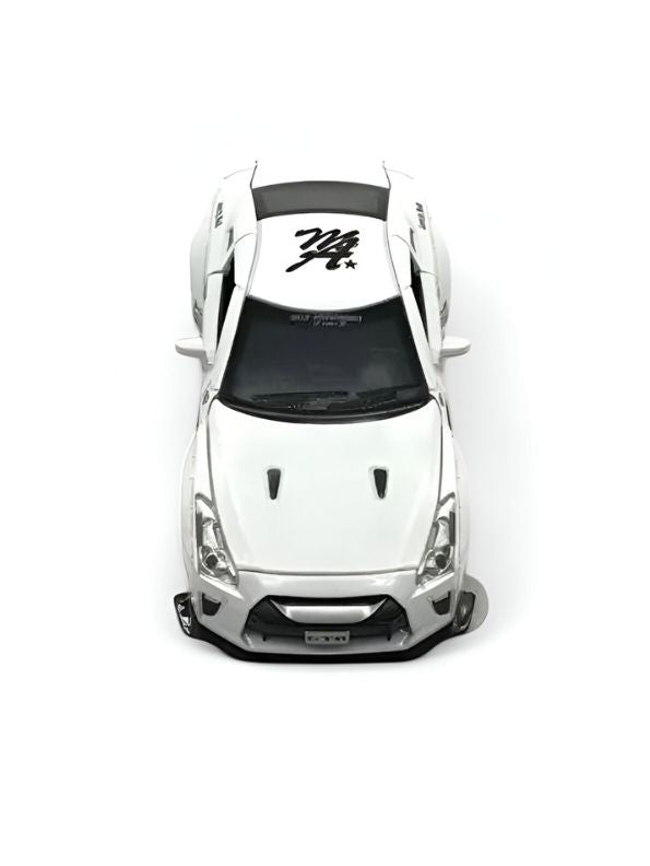 Nissan GTR R35 Diecast Toy Car – Alloy Pull Back Model with Sound & Light – Mini Auto Sports Car for Kids & Collectors Scale 1:32.