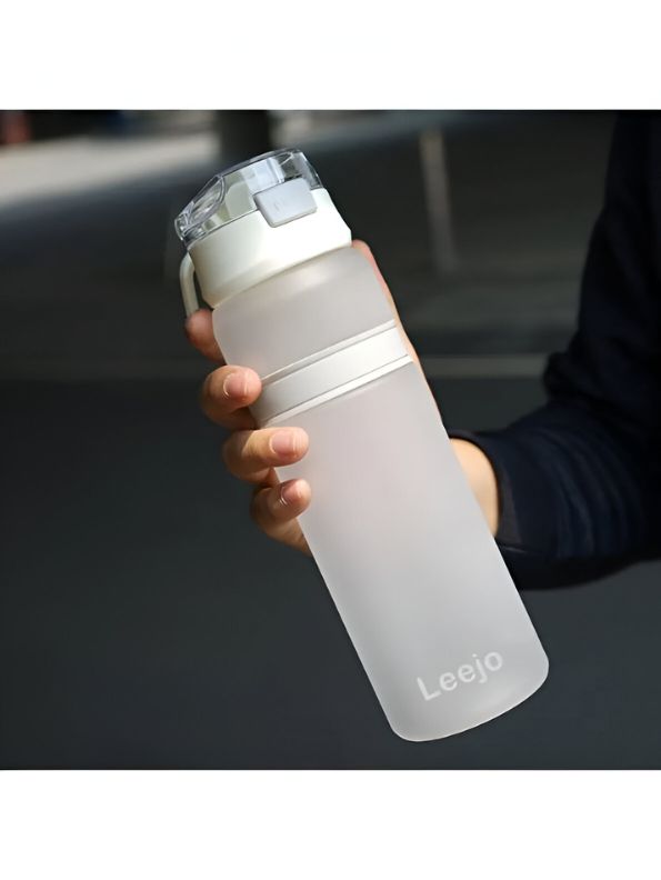 White - QuickSip – Leakproof Water Bottle with Straw – Stylish & Durable Design NOV1664.