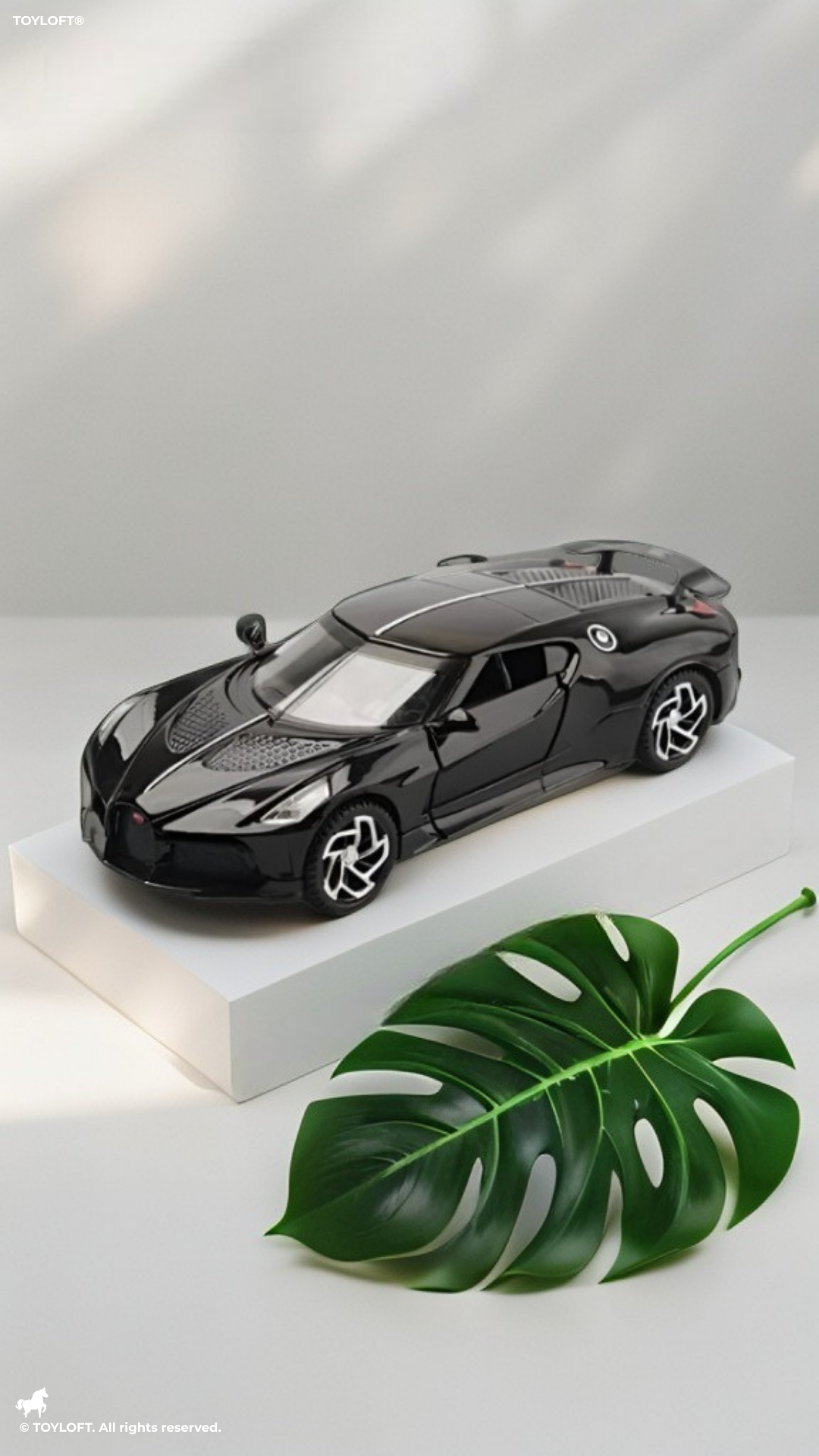 Black Bugatti La Voiture Noire Diecast Model Car 1:35 Scale Collectible Toy Black LMI15655.
