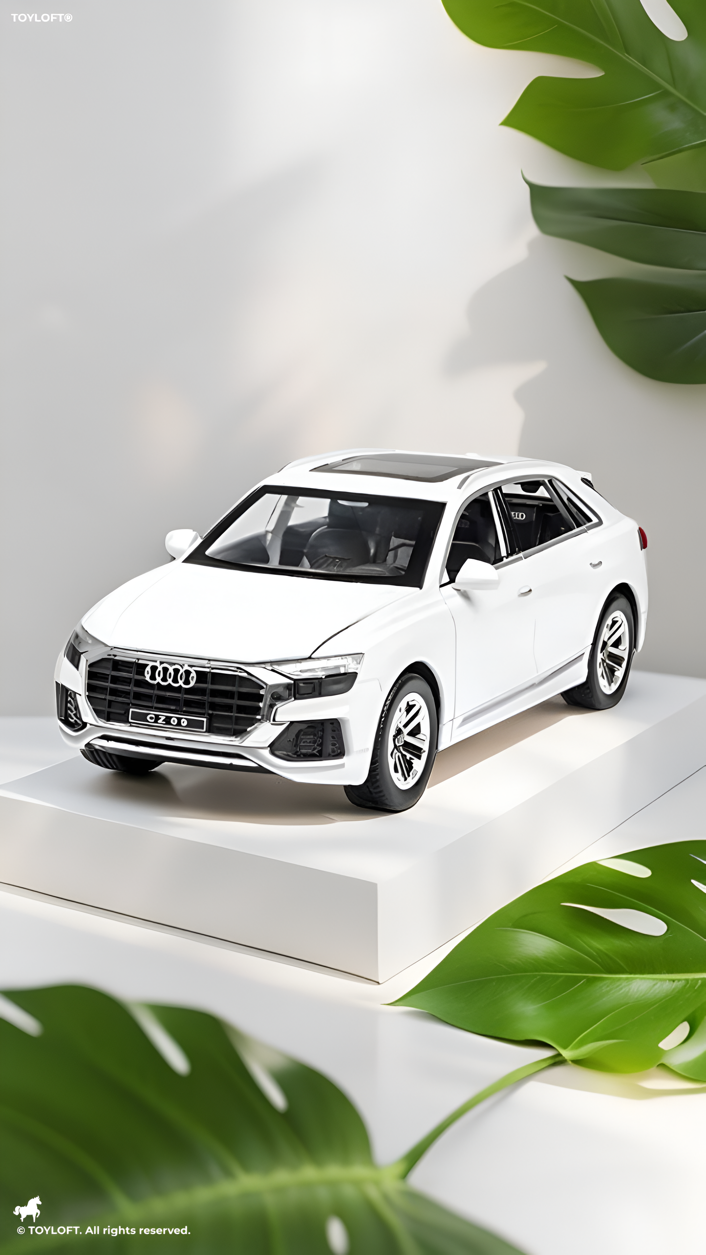 White - Audi Q8 SUV Diecast Model Car 1:24 Scale | Premium Luxury Crossover Diecast Collector TV2603
