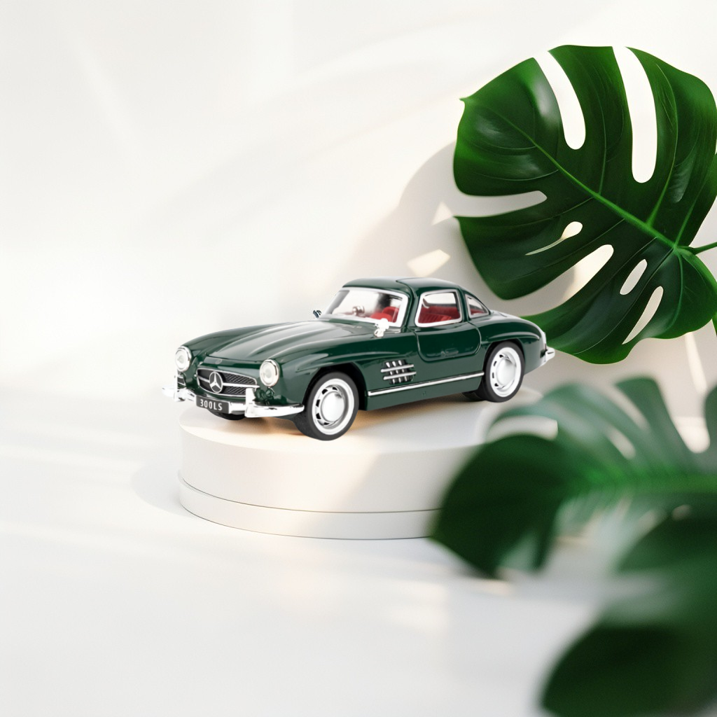 Green - Mercedes Benz 300 SL Gullwing Metal Diecast Car Scale 1:24