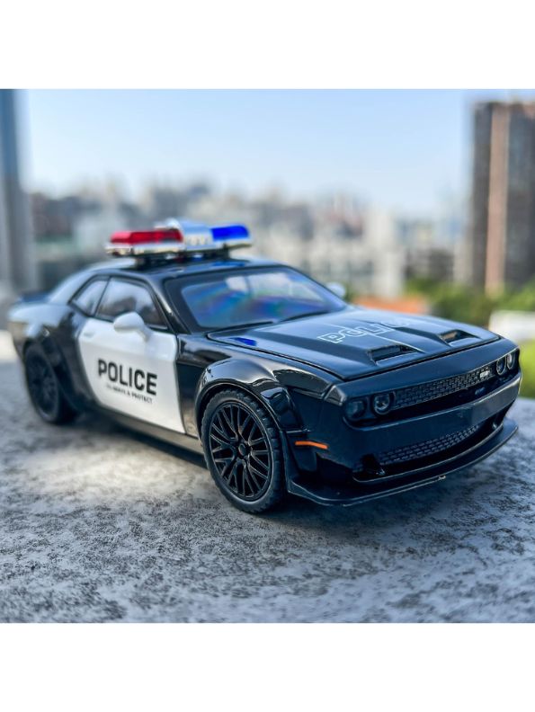 Black - Police Dodge Challenger Hellcat SRT - Diecast Metal Alloy Car - Scale 1:24