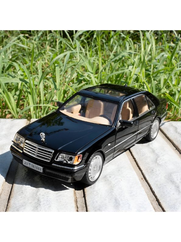 Black - Mercedes-Benz W140 S320 – Retro Classic Pull-Back Toy Car for Kids & Adults Scale 1:24 - TV4891.