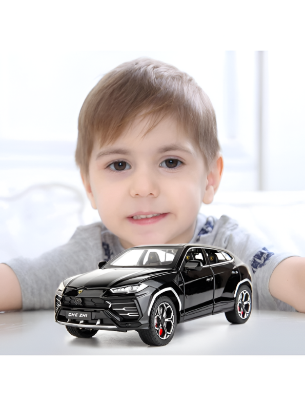 Lamborghini Urus Diecast Car 1:24 Scale With Smoke Effect Collectible Toy SUV Model with Sound and Light LMI15496