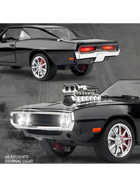 1970 Dodge Charger R/T Diecast Muscle Car Scale 1:32 with Clear Acrylic Display Case MD28