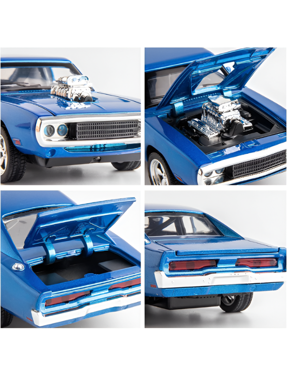 1970 Dodge Charger R/T Diecast Muscle Car Blue Scale 1:32 with Clear Acrylic Display Case MD28