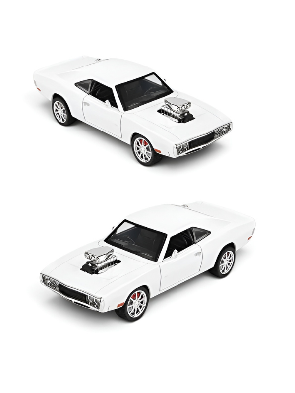 1970 Dodge Charger R/T Diecast Muscle Car White Scale 1:32 with Clear Acrylic Display Case MD28