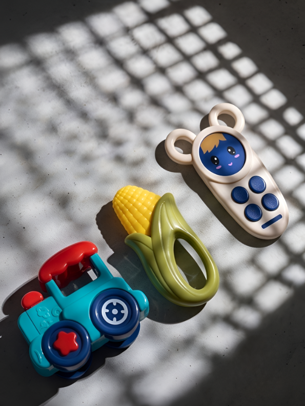 5-Piece Baby Rattle and Teether Toy Set – Educational Infant Sensory Toys for Newborns, Toddlers TV5882