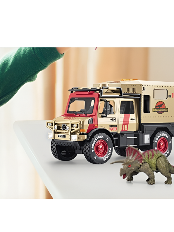 Jurassic Park Adventure Expedition Truck Toy, No. 18 Research Vehicle with All-Terrain Tires, Realistic Safari Decals & Off-Road Styling Perfect Gift for Car Collectors TV5288