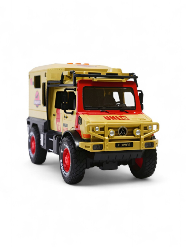 Jurassic Park Adventure Expedition Truck Toy, No. 18 Research Vehicle with All-Terrain Tires, Realistic Safari Decals & Off-Road Styling Perfect Gift for Car Collectors TV5288