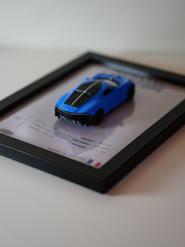 Bugatti La Voiture Noire 3D Frame Diecast Car – Premium Hyper car Collectible Blue.