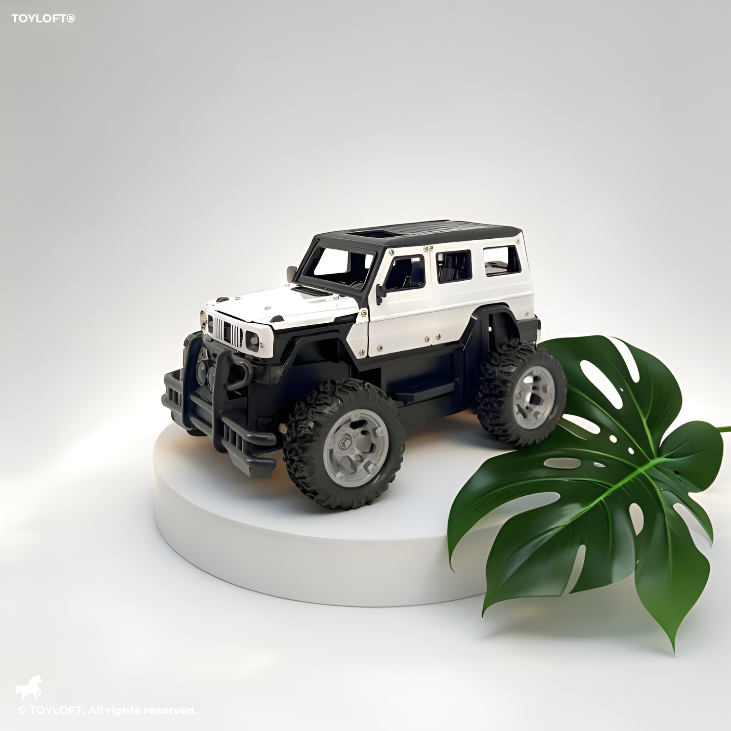 White - Off-Road Xtreme – Metal Body Rechargeable Remote Control Rock Climbing Racing Car with LED Lights – Assorted Colors - MS11042.