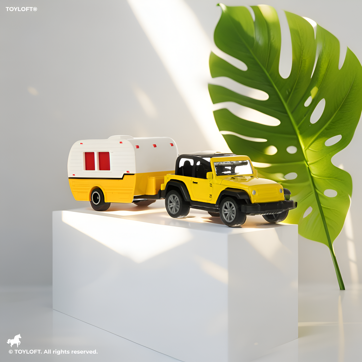 Jeep Wrangler Toy with Vintage Camper Trailer – Retro Caravan Miniature Road Trip Adventure Playset.