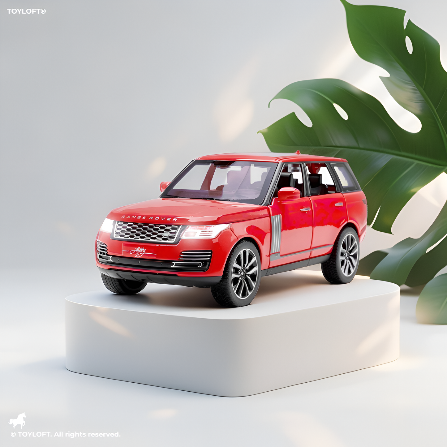 Range Rover Metal Diecast Model Car Red Luxury SUV Collectible Toy Scale 1:32.