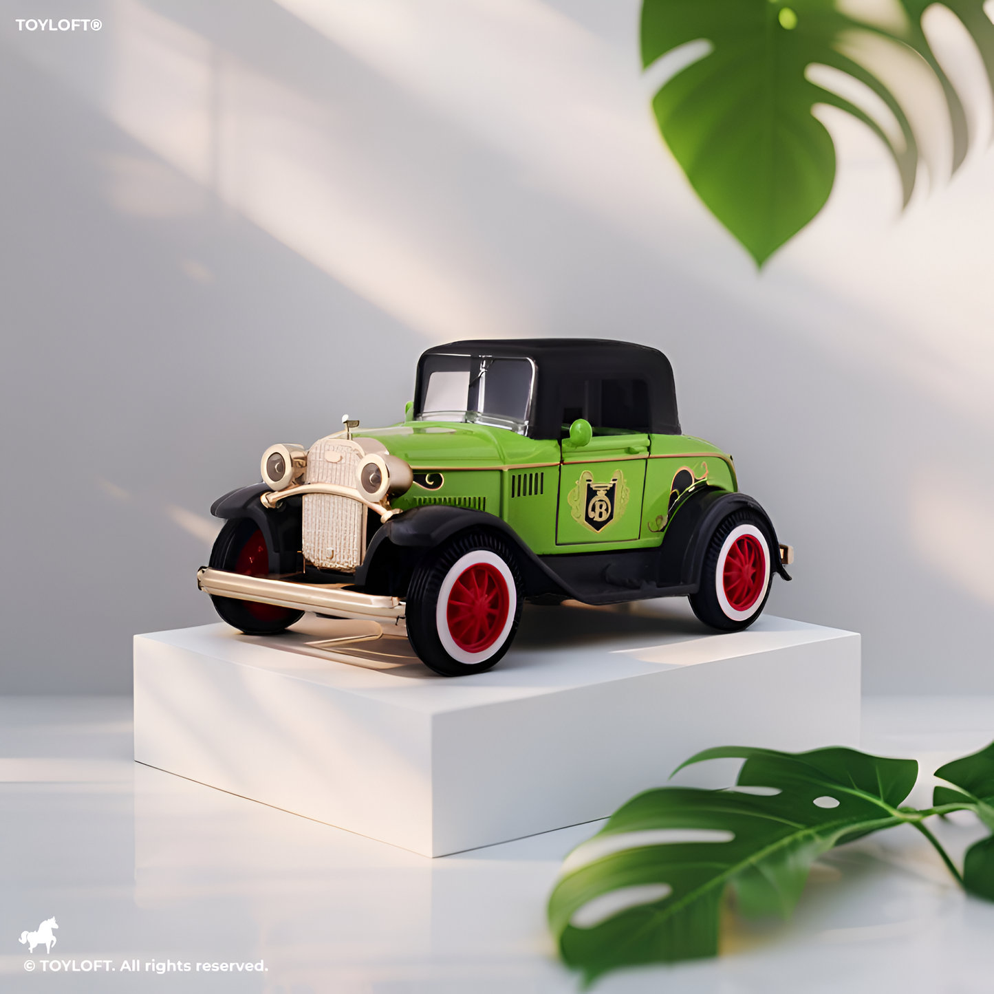 Green - Retro Style Alloy Metal Classic Car Toy – Openable Doors | Vintage Die-Cast Collectible Model for Kids & Adults Scale 1:32.