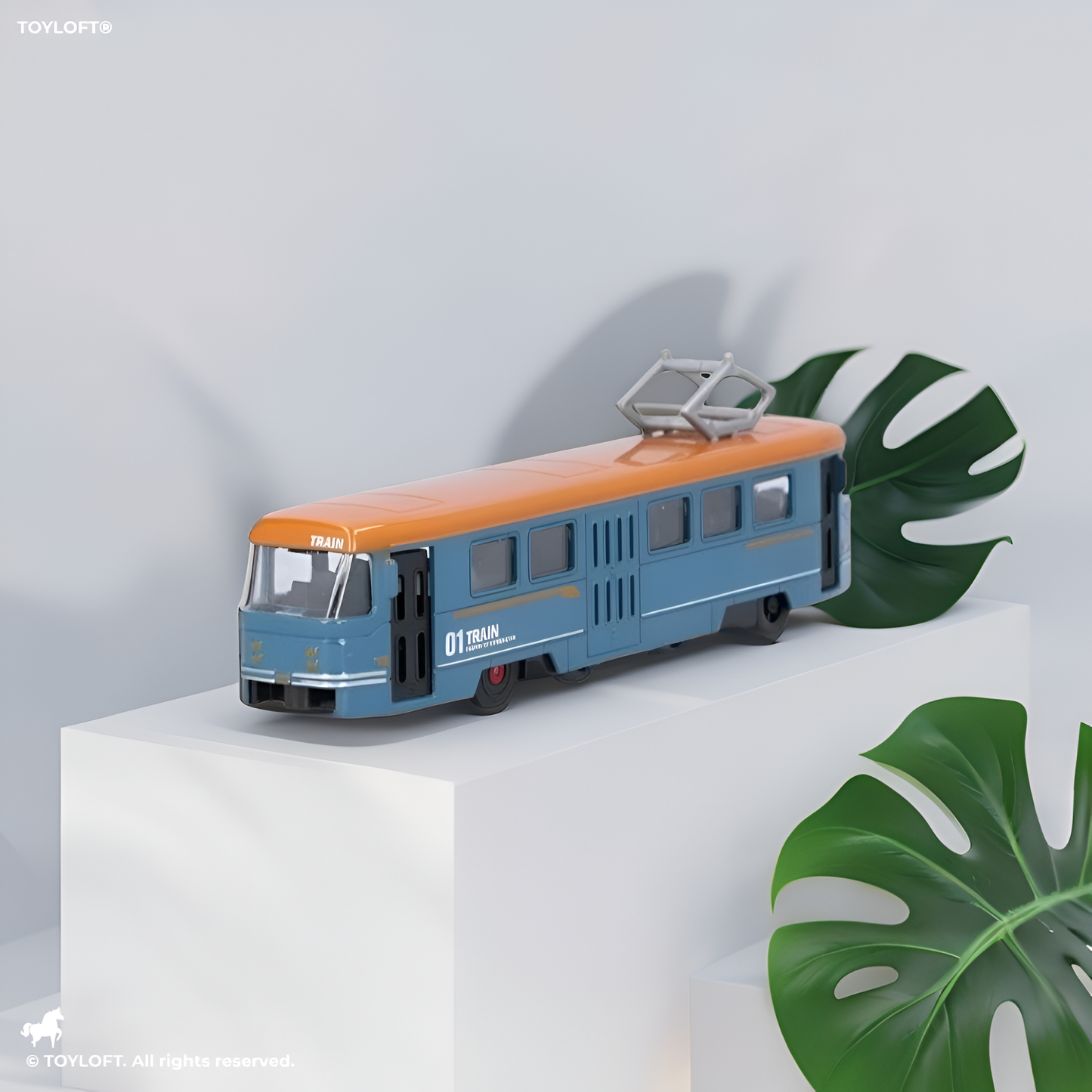 BLUE - Retro Glide Die-Cast Tram – Pull-Back Alloy Light Rail Train & Bus Model Toy | Fall-Resistant Collectible - LMI11311
