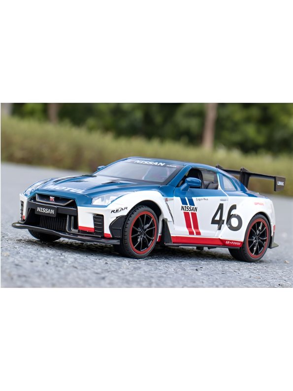Nissan GT-R R35 1:22 Diecast -  Motul Livery Zinc Alloy Body Rubber Wheels Professional Grade Scale Model Vehicle TV6834