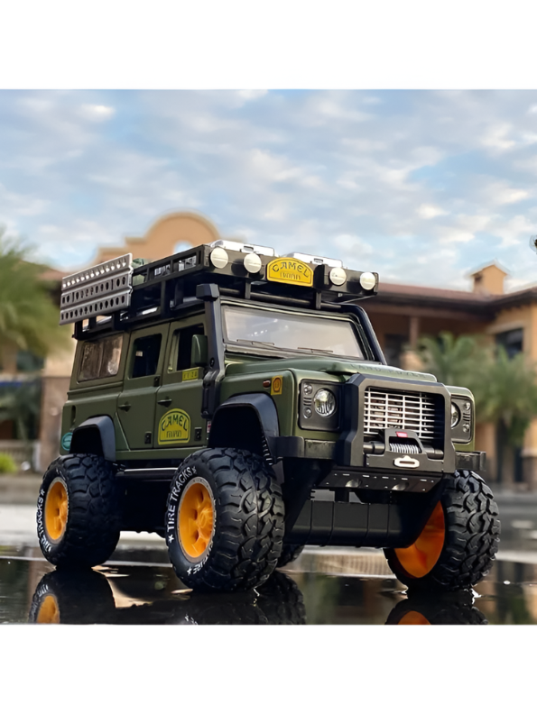 Green Land Rover Defender 1:24 Scale Diecast Off-Road SUV – Camel Trophy Edition Roof Rack & Detailed Accessories LMI16541