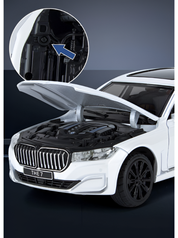 BMW 760 Li Alloy Metal Model Car – White Scale 1:24 Premium Highly Detailed Simulation Replica with Steering Linkage and Functional Parts LMI16796