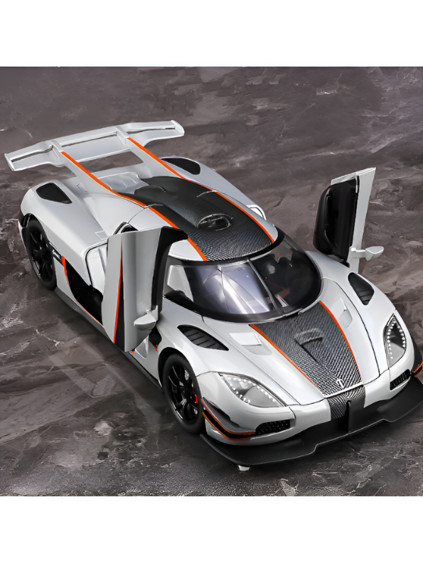 Koenigsegg One:1 Diecast Car Model 1:24 Scale Alloy Metal Supercar Silver LMI16444.