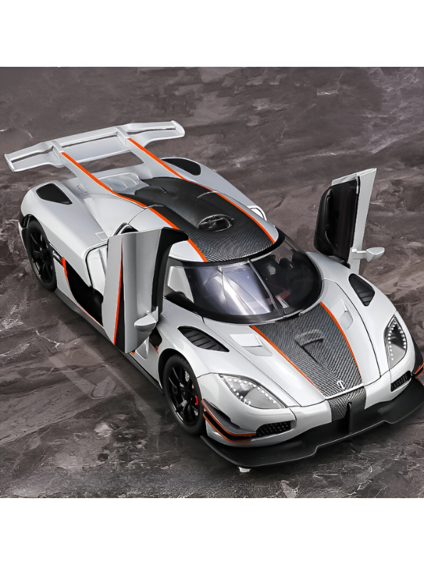 Koenigsegg Agera RS 1:32 Scale Model Car - Pull Back Toy with Sound & Light - High-Quality Die-Cast Metal Supercar for Collectors  LMI16110