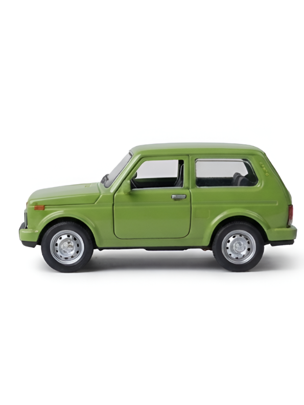 Lada Niva Simulated Vehicle Model Car 1:24 Scale – Green Collectible Miniature MD247