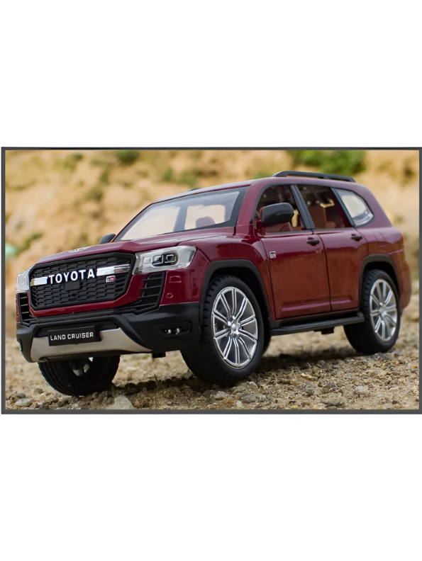 Land Cruiser GT 1/32 Diecast Car – Metal Body, Light & Sound, Realistic Miniature Model LMI15674.