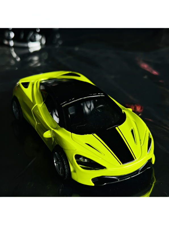 McLaren 720s Metal Model Diecast Car - Lime Green Scale 1:32 LMI15653.