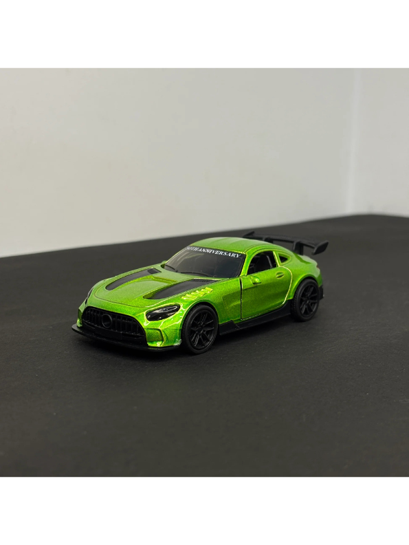 Mercedes-Benz AMG GT Diecast Car – Luxury Sports Model for Collectors & Kids Green Scale 1:32.LMI15732