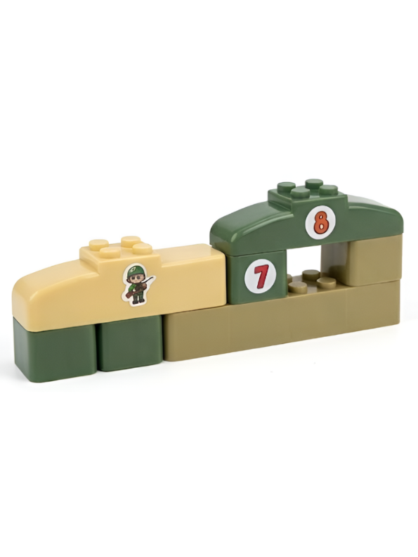 Military Building Blocks Combat Toy Set with Soldier Minifigures, Toy Weapons & Army Battle Accessories LMI15836.