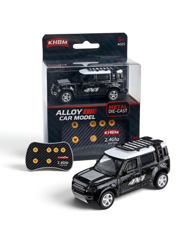 Mini 1:64 Land Rover Defender RC SUV – Metal Die-Cast 4x4 Off-Road Car with 2.4GHz Remote Control, Metallic Green MD569