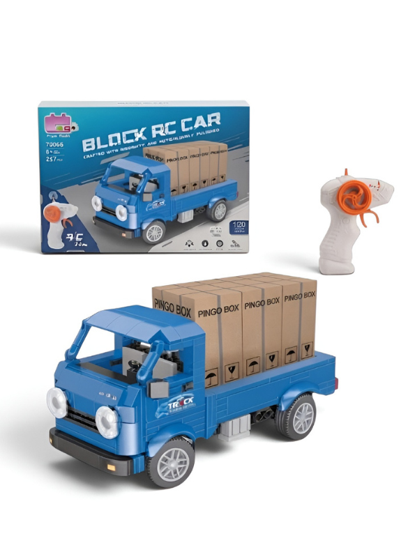 Remote Control Cargo Truck Building Blocks – Brick Vehicle Construction MD350