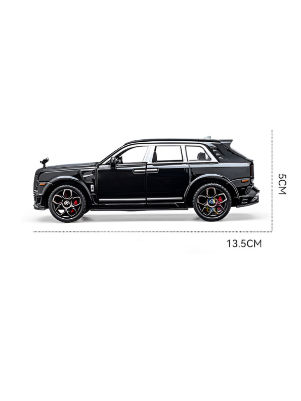 Rolls-Royce Cullinan Diecast Car Model Scale 1:35 – Luxury SUV Collectible Replica Yellow LMI15616.