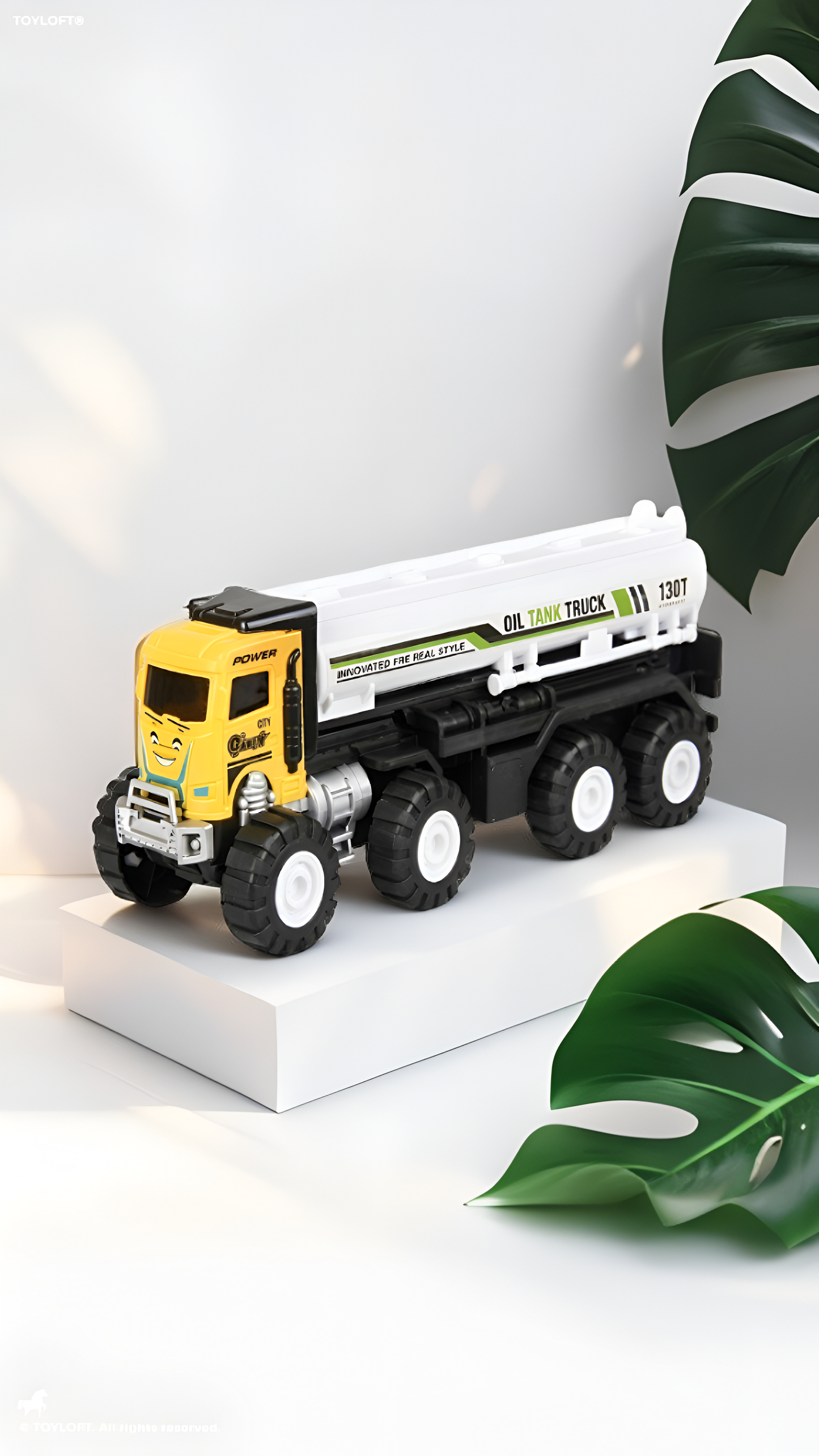 Premium City Construction Series Oil Tanker Truck – 1:12 Scale Inspired Large Toy Vehicle – Perfect Gift for Young Truck Enthusiasts TV4471
