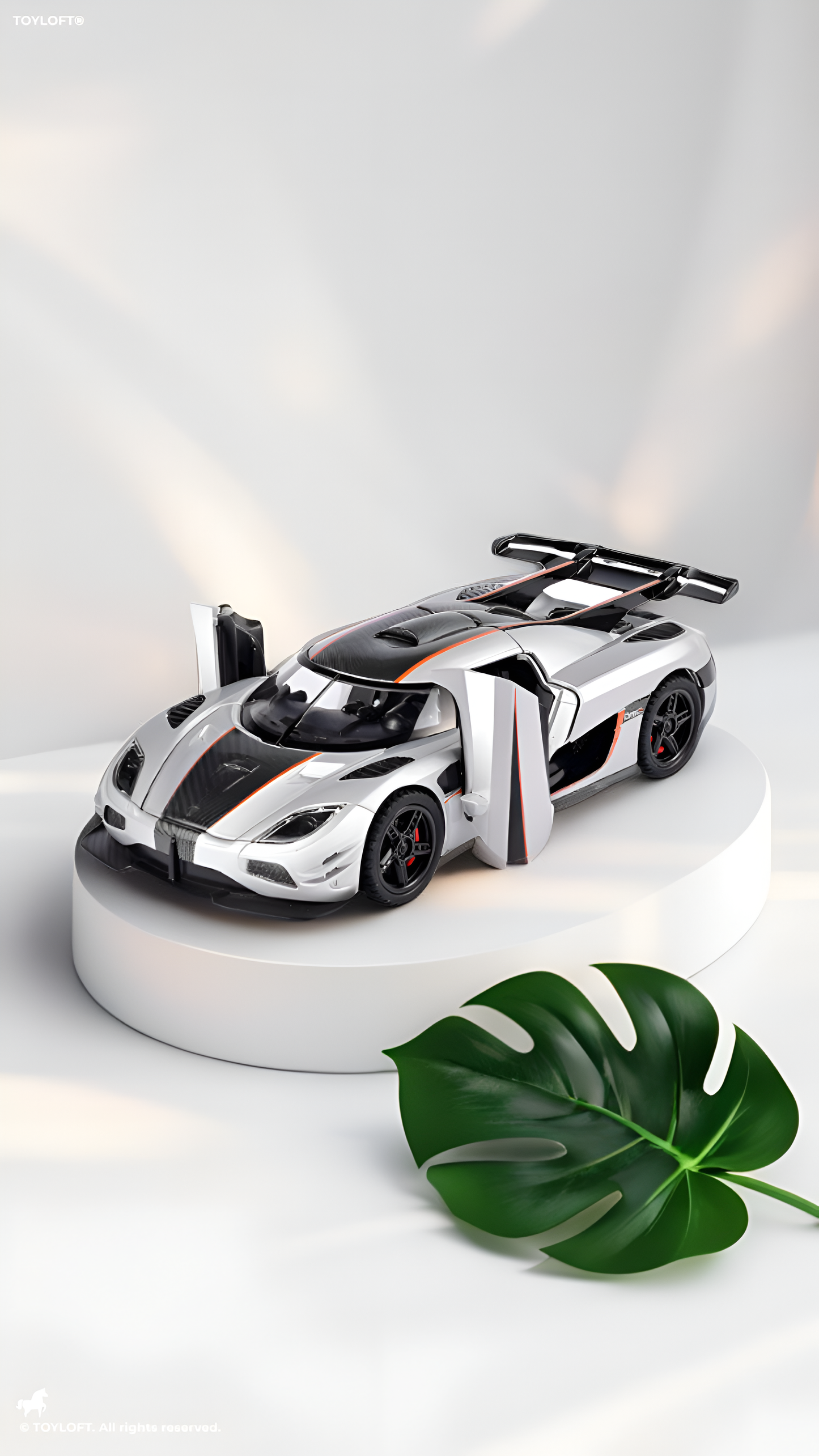 Koenigsegg Agera RS 1:32 Scale Model Car - Pull Back Toy with Sound & Light - High-Quality Die-Cast Metal Supercar for Collectors  LMI16110
