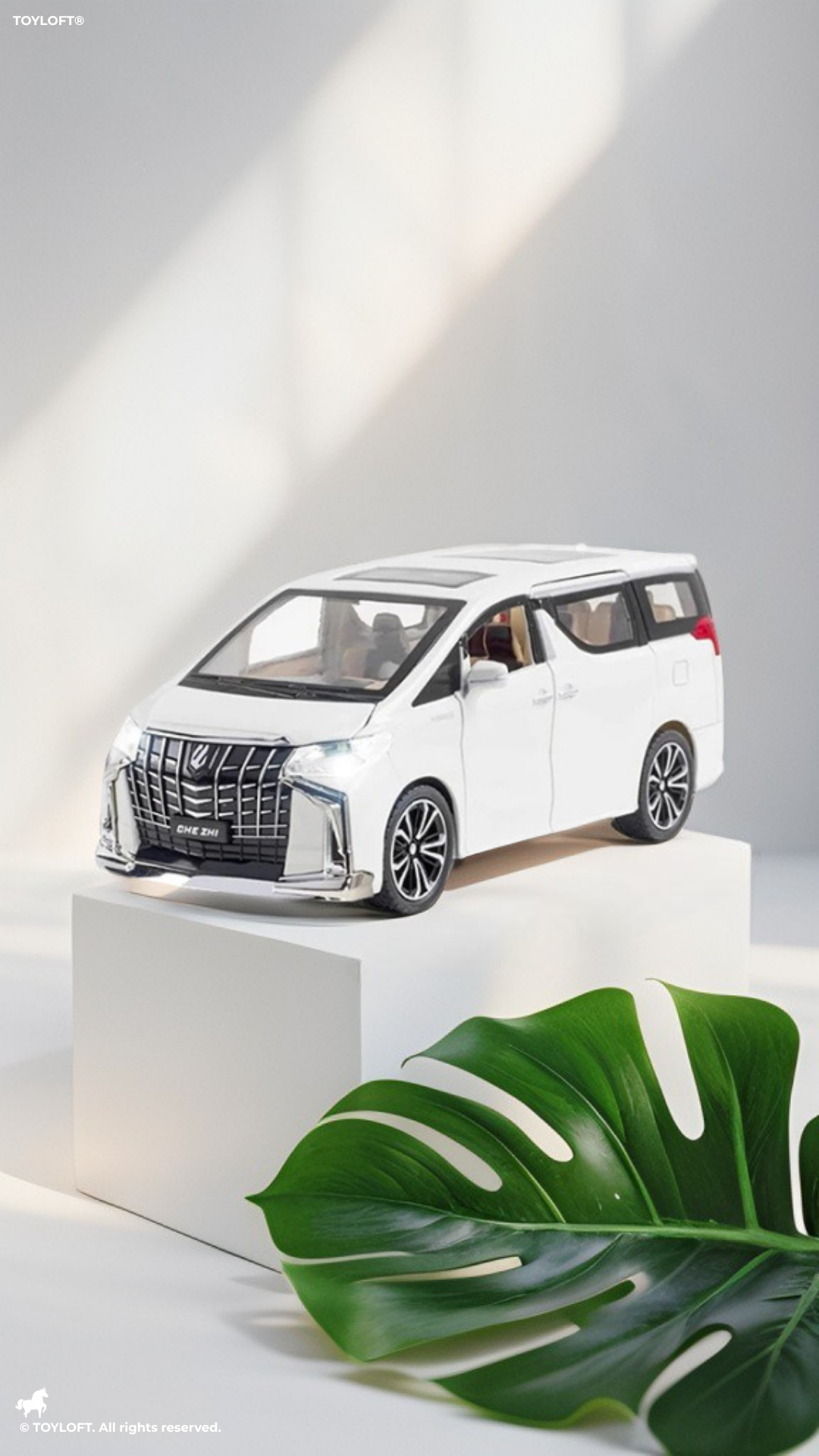 Toyota Alphard Diecast Model Car 1:24 Scale - White Diecast Car with Lights & Sound, Pull-back Action, Opening Doors - Kids & Collectors - Free Car Inside TV2616