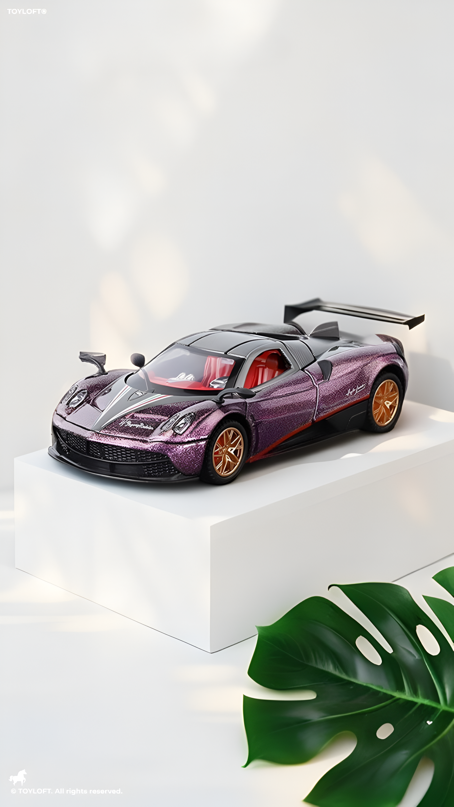 Pagani Model 1:32 Scale Diecast Car - Purple Metal Collectible | TV4019