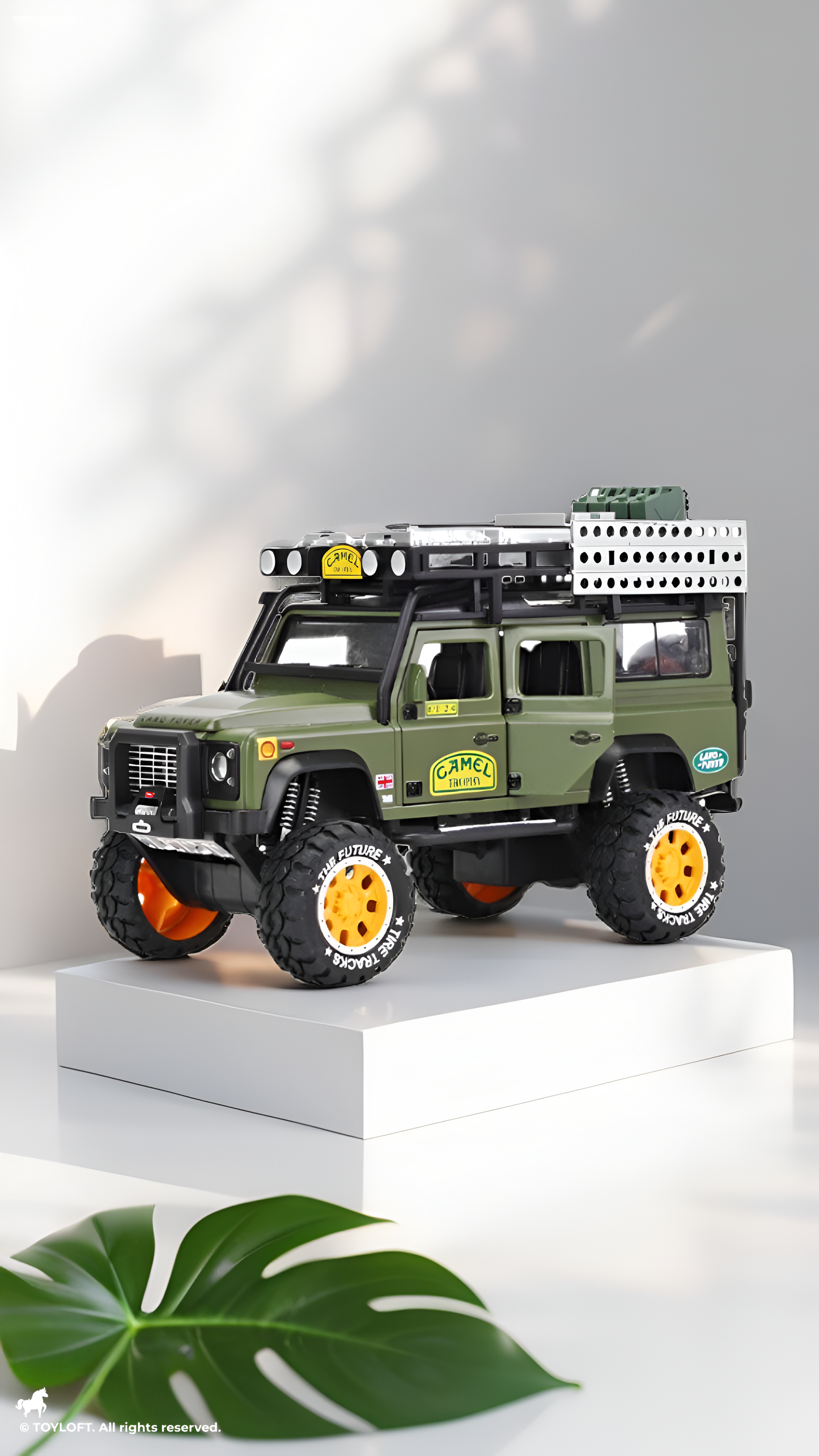 Land Rover Defender 1:24 Scale Diecast Off-Road SUV – Camel Trophy Edition Roof Rack & Detailed Accessories - Free Car Inside - LMI16541