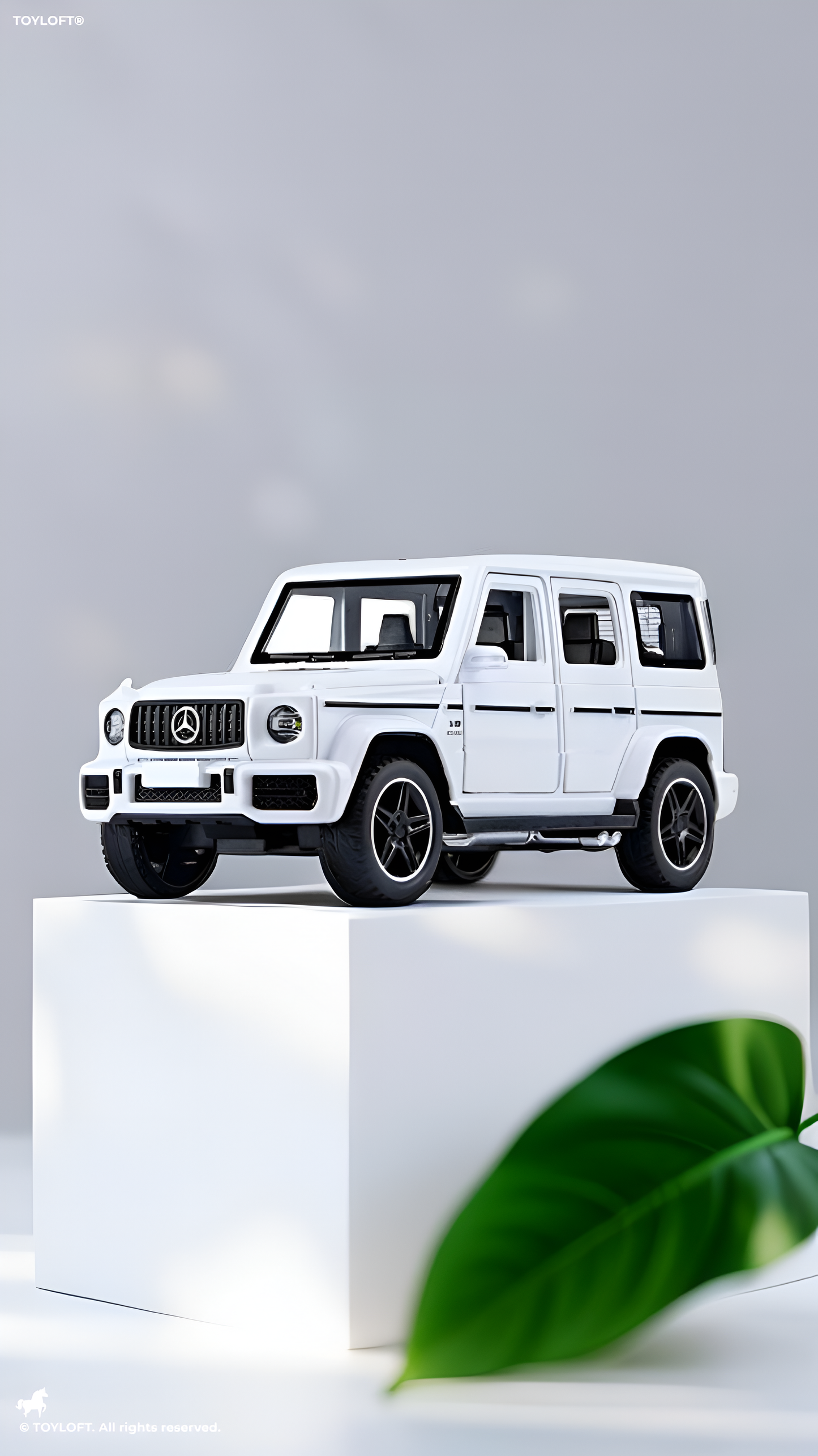 Mercedes-Benz G-Class G63 AMG Diecast Metal Toy Car 1:32 Scale SUV Model LMI16819.