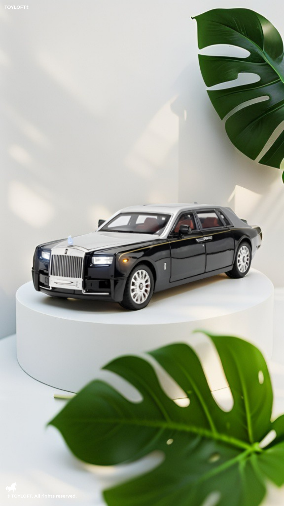 Rolls-Royce Phantom Diecast Model Car 1:18 Scale | Luxury Sedan Toy with Lights & Sound LMI15603 - Free Car Inside.