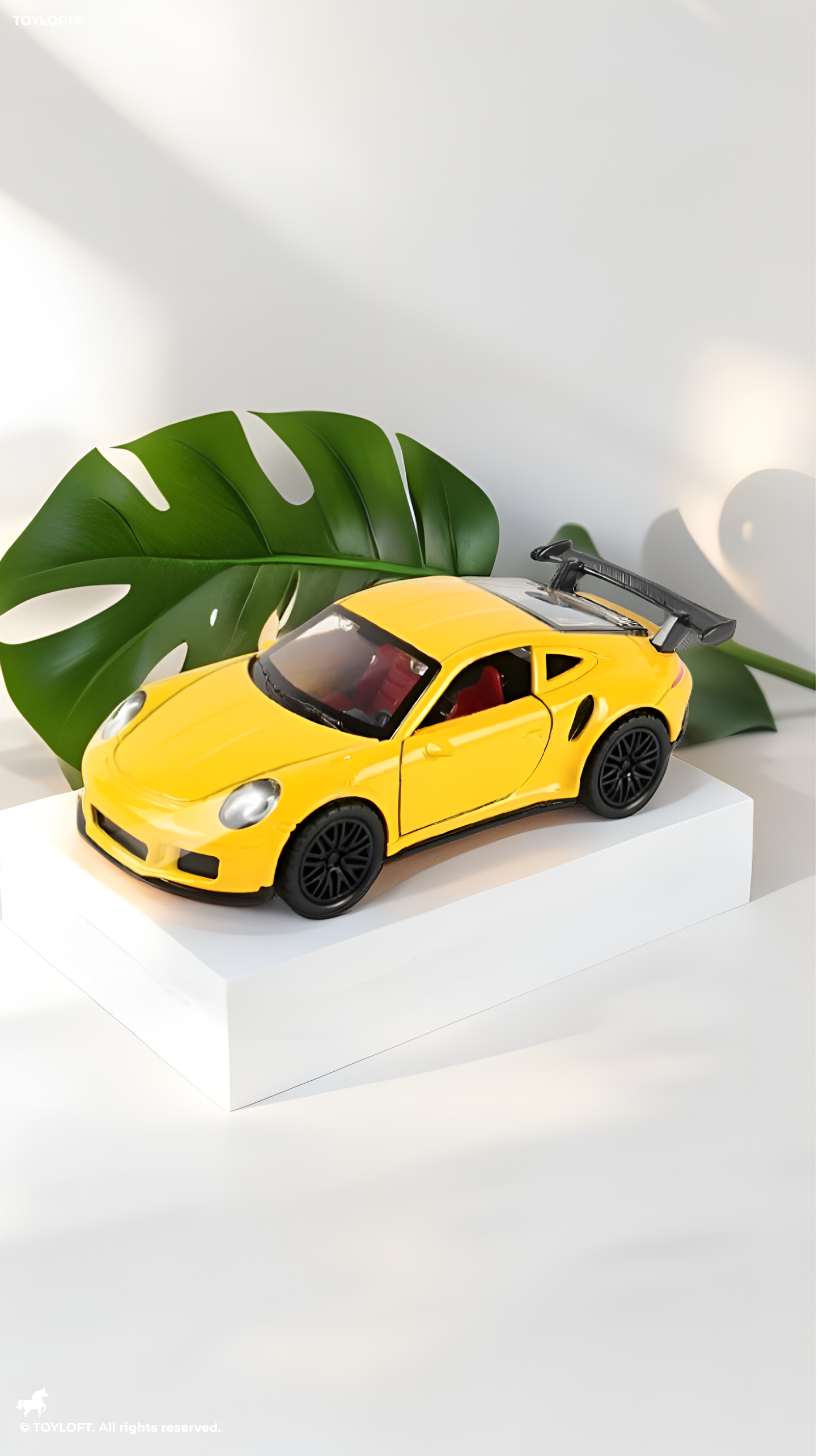 Porsche 911 GT3 RS 1:36 Scale Diecast Car LMI13617.
