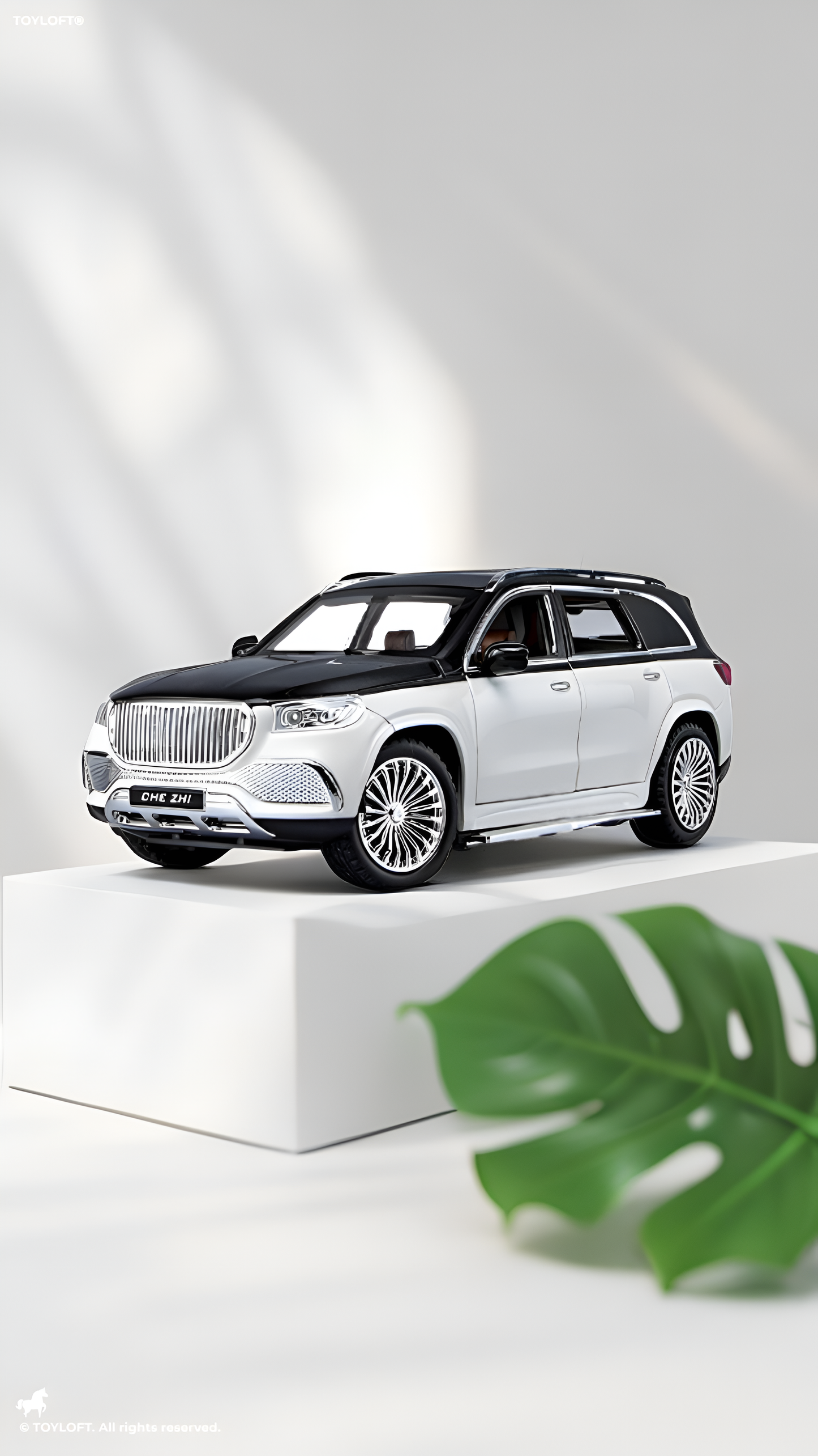 Mercedes-Maybach GLS 600 1:24 Diecast Model Car – Luxury SUV Collectible Toy LMI16534.