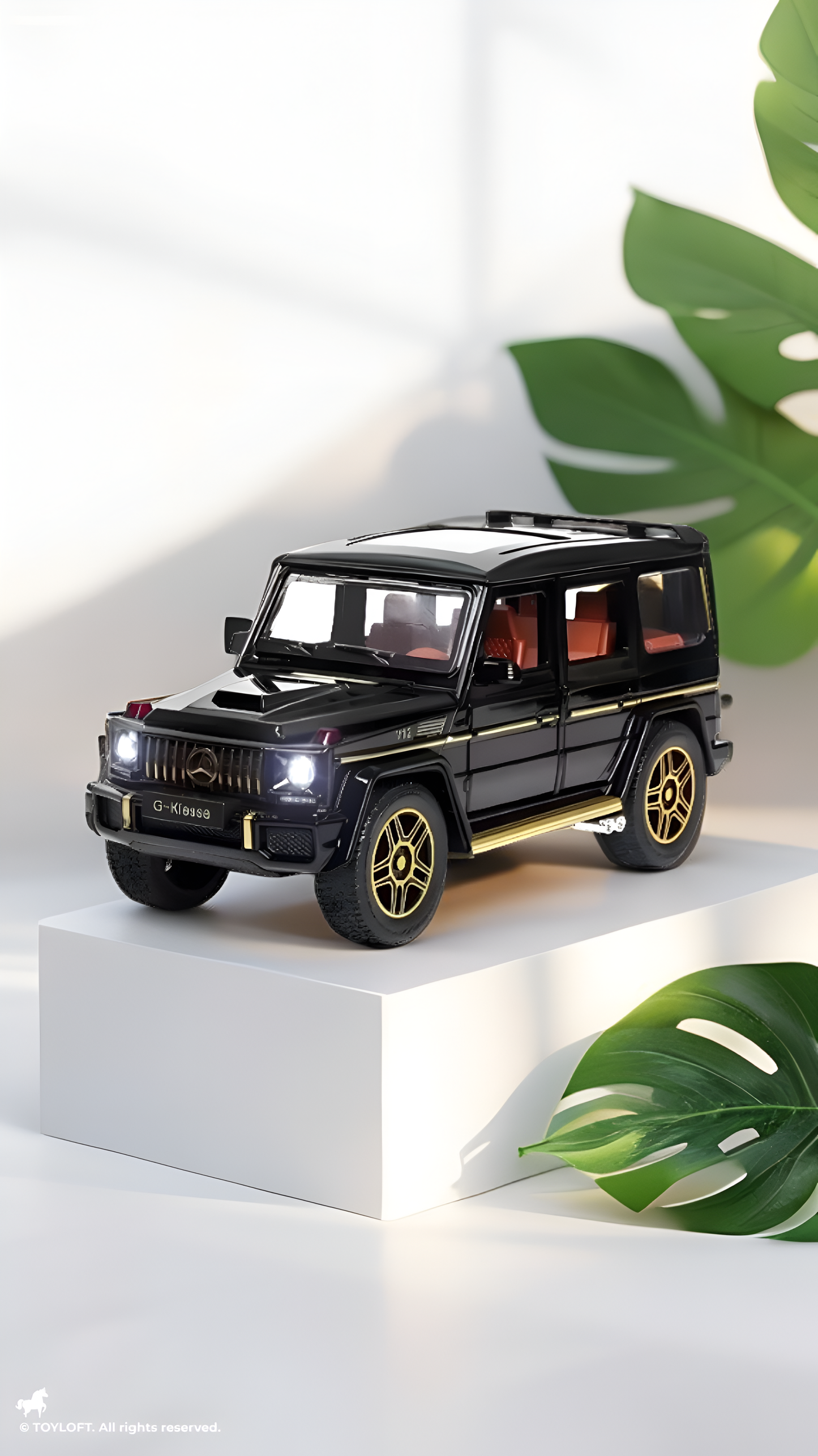 Mercedes Benz  G63 Modal Metal Diecast 1:32 Car - Black TV2667