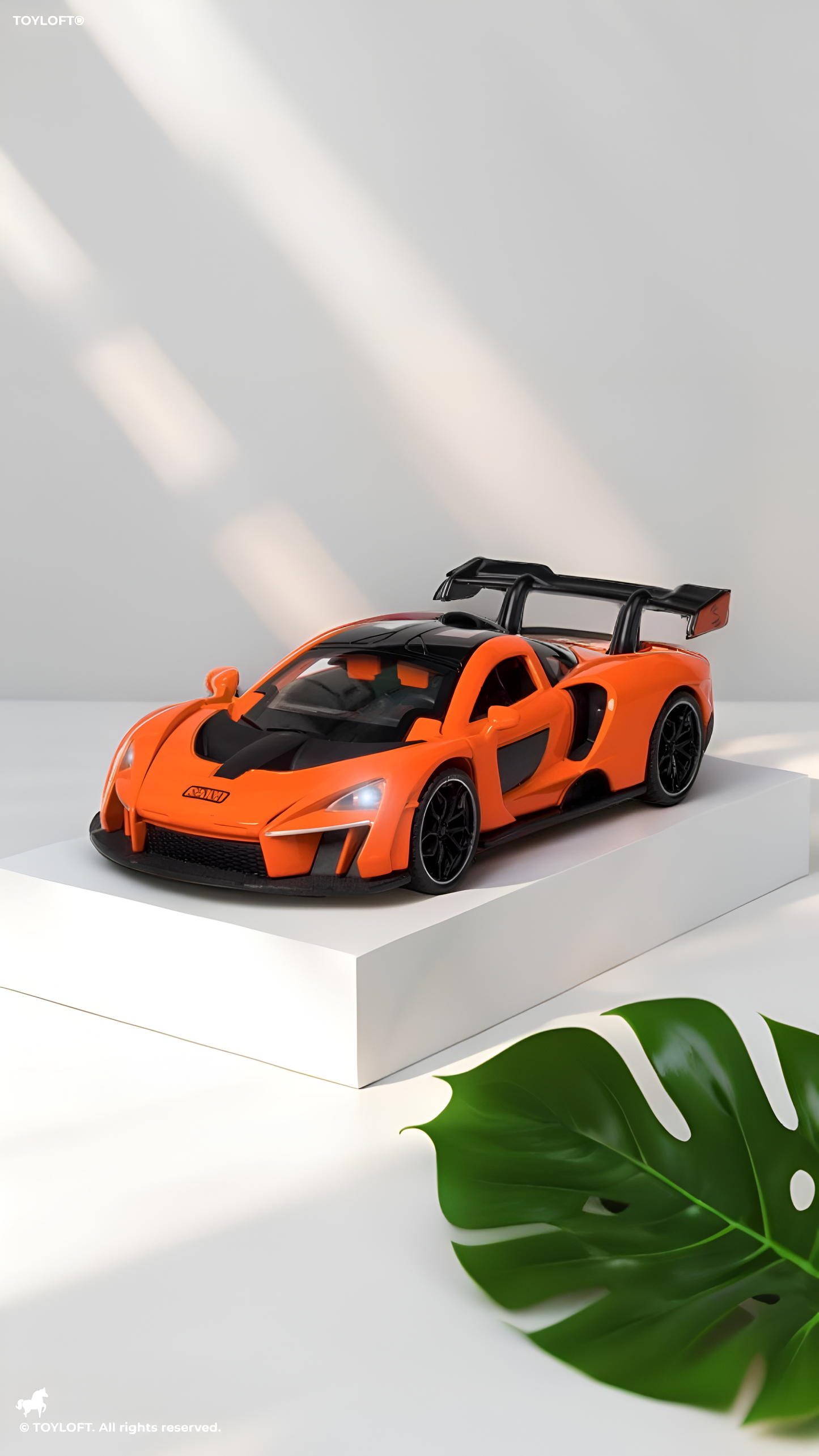 McLaren Senna Diecast Metal Car 1:32 Scale Alloy Model Supercar Orange LMI16112.