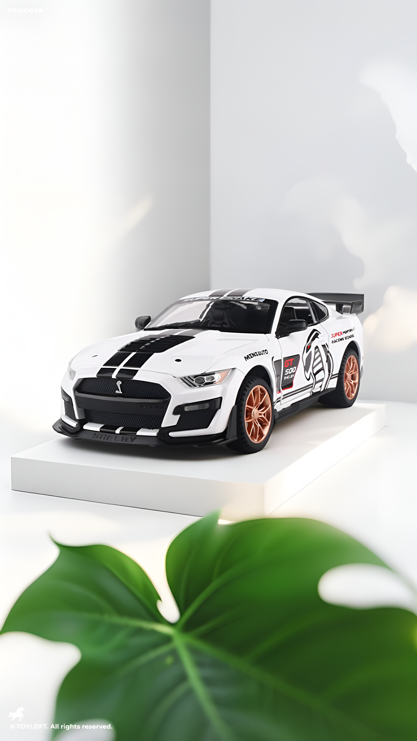 Mustang Shelby GT 500 Metal Model Diecast Car - White Scale 1:32 (T-M-15) - Free Car Inside.